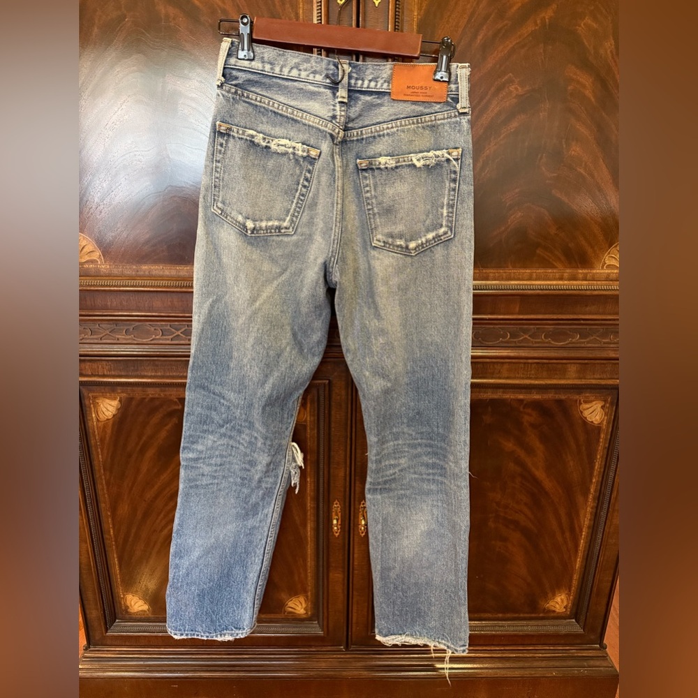 MOUSSY High-Rise Straight Leg Ripped Jeans - Picture 3 of 4